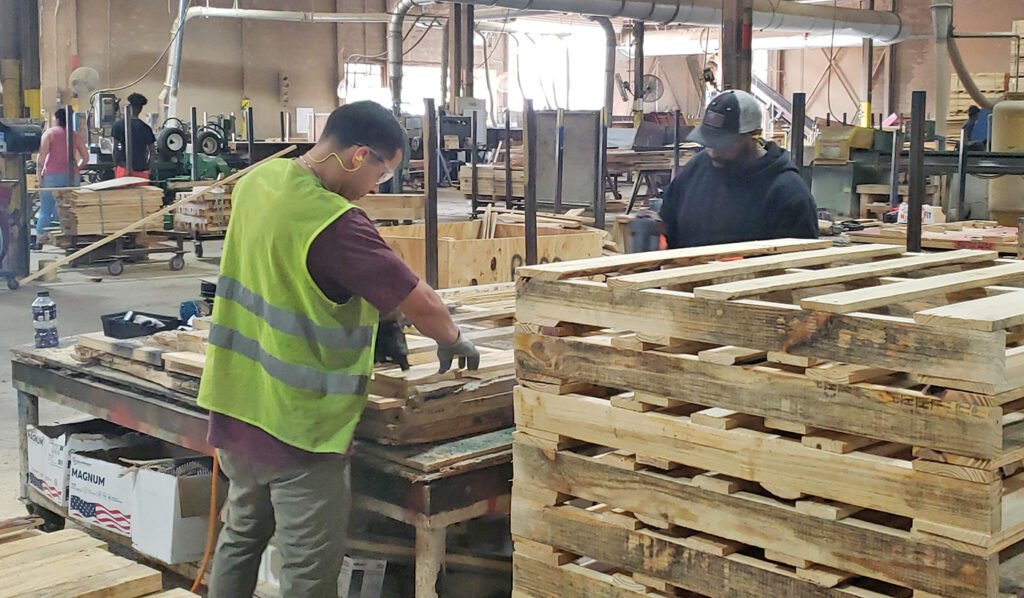 pallet manufacturers